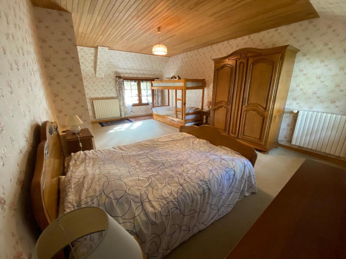 Le Val Godard Fresnay-le-Samson Esterno foto